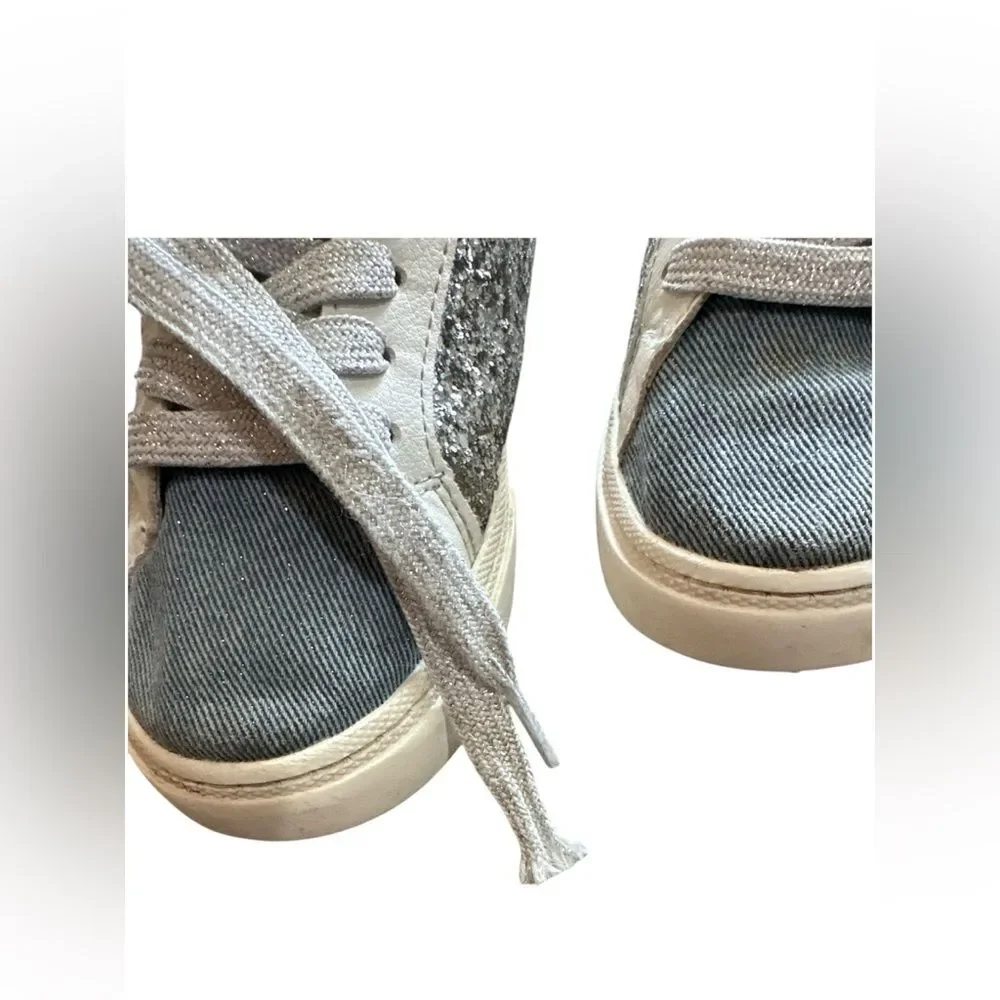 Art Class Girls Sz 2 Silver White Blue Glitter Star Lace Sneakers
